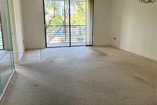 901 Colony Point Cir - Photo 10