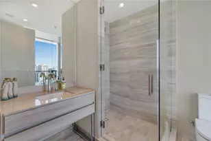 18975 Collins Ave, Sunny Isles Beach, FL 33160 - Photo 12