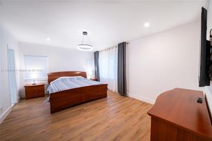 1310 Jackson St, Hollywood, FL 33019 - Photo 4