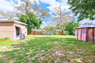 6404 Allen St - Photo 12