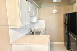 2145 Pierce St - Photo 4