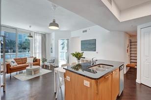 480 NE 30th St - Photo 14