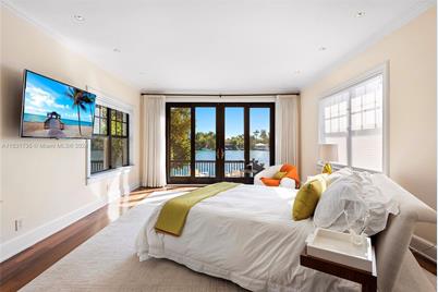 527 E Dilido Dr, Miami Beach, FL 33139 - Photo 30