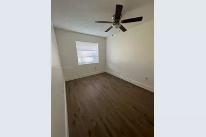 11520 NW 31st Pl, Sunrise, FL 33323 - Photo 16