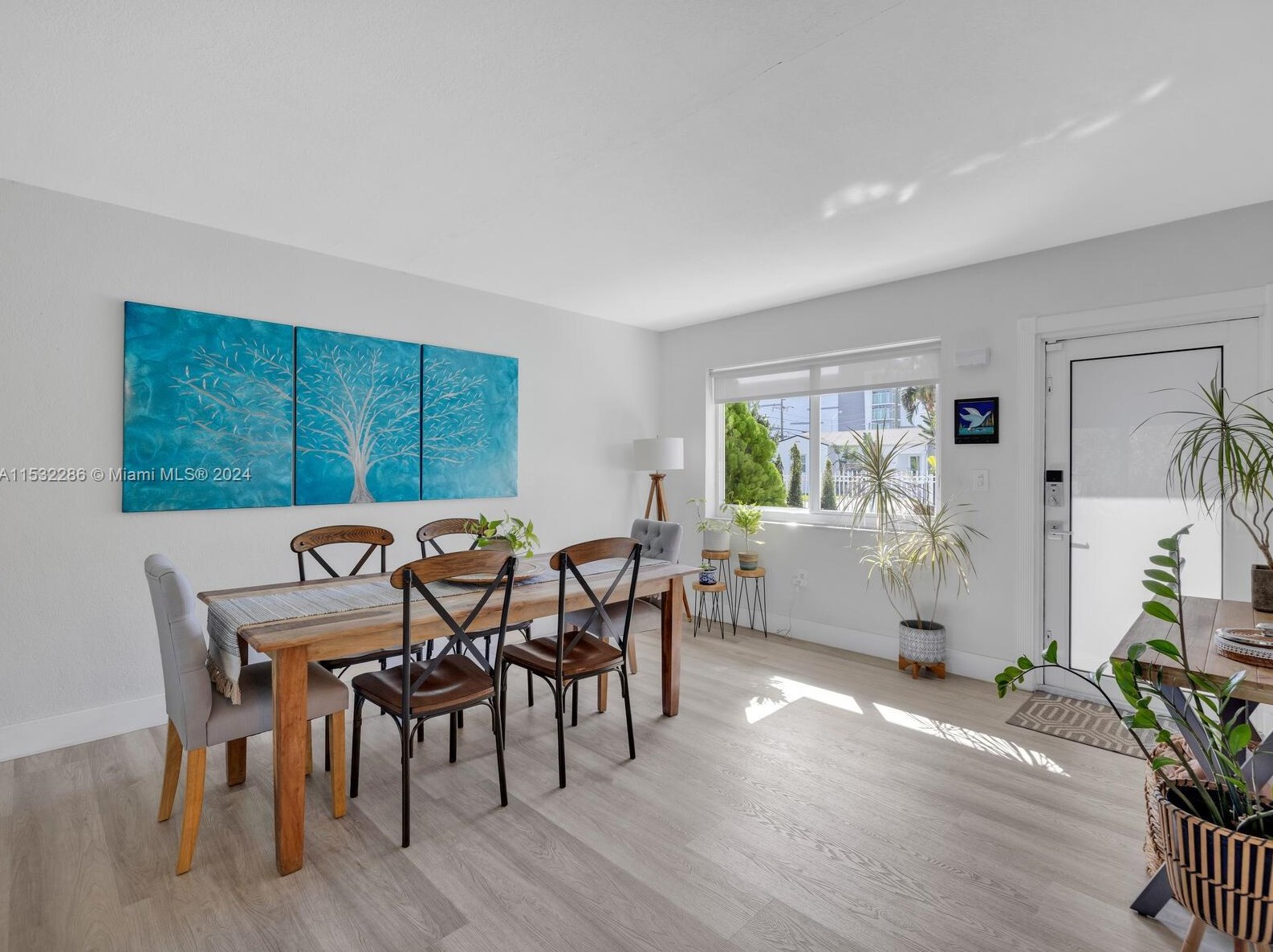 965 80th St, Miami, FL 33141-1503