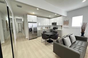 994 NW 2nd St, Miami, FL 33128 - Photo 4
