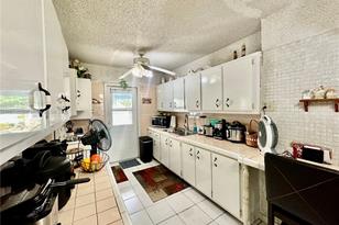 559 E 15th St - Photo 12