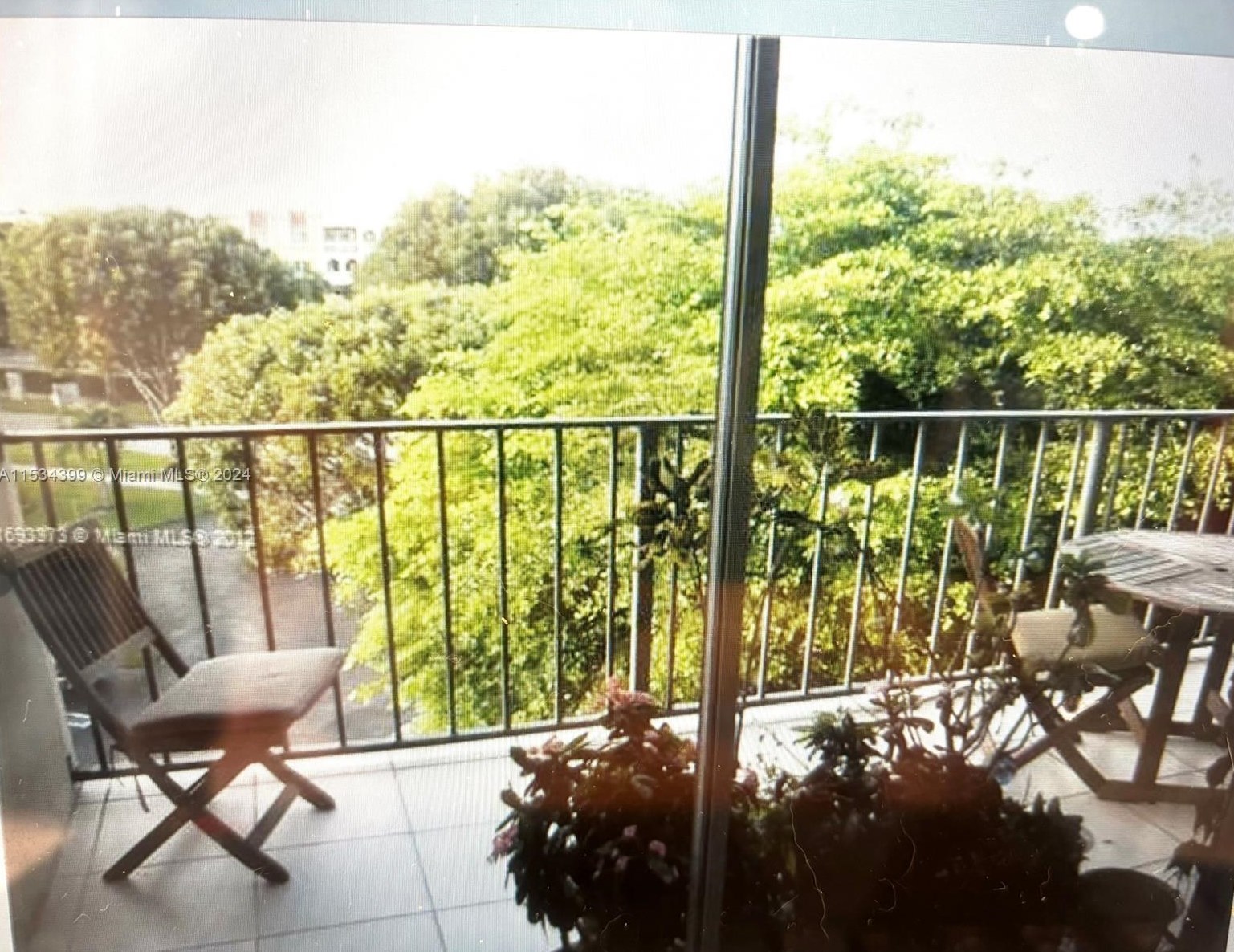 7900 Camino Cir #402, Miami, FL 33143