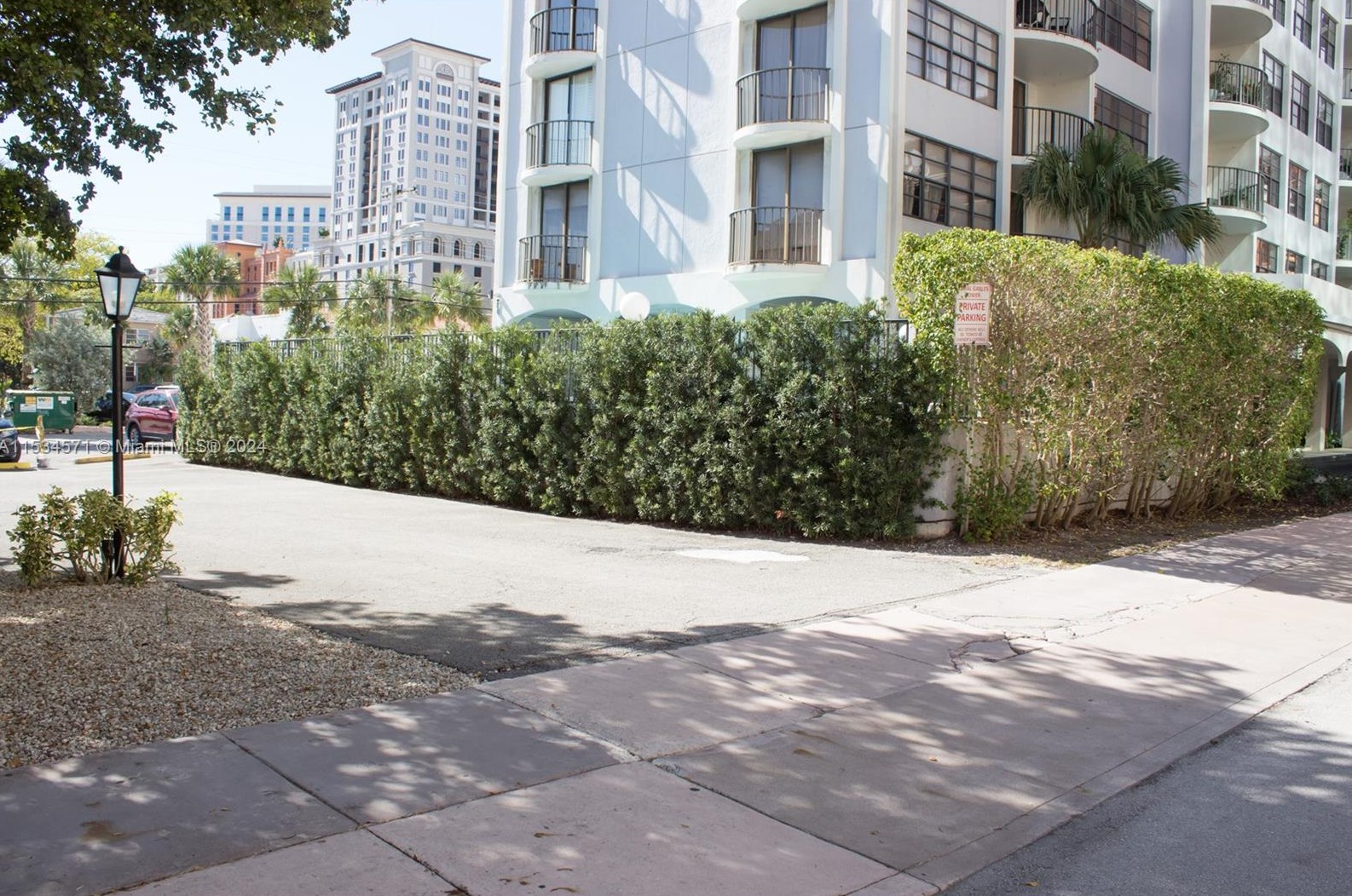 66 Valencia Ave, Miami FL 33134-6047 exterior