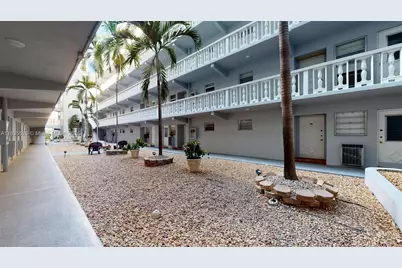 329 SE 3rd St #402P, Hallandale Beach, FL 33009 - Photo 22