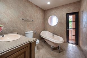 2685 Hackney Rd, Weston, FL 33331 - Photo 22