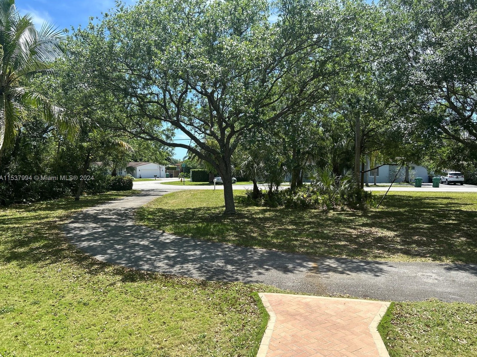 9795 Sw 140th St, Miami, FL 33176