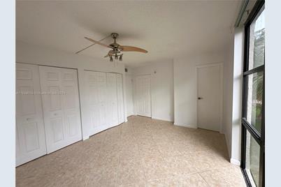 17021 N Bay Rd #320-4, Sunny Isles Beach, FL 33160 - Photo 12