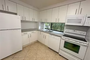17021 N Bay Rd, Sunny Isles Beach, FL 33160 - Photo 6