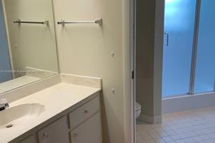 2641 SE 20th Ct, Homestead, FL 33035 - Photo 10