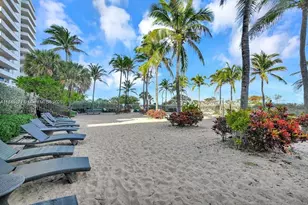 9201 Collins Ave, Surfside, FL 33154 - Photo 22