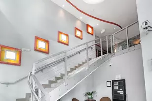 9201 Collins Ave, Surfside, FL 33154 - Photo 24