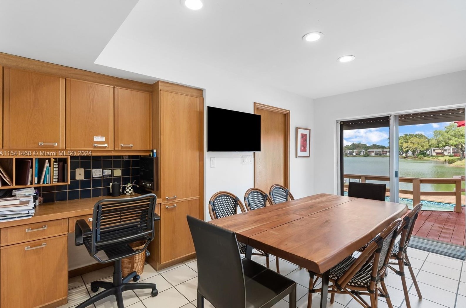 3071 35 St, Hollywood FL 33021-2627 exterior