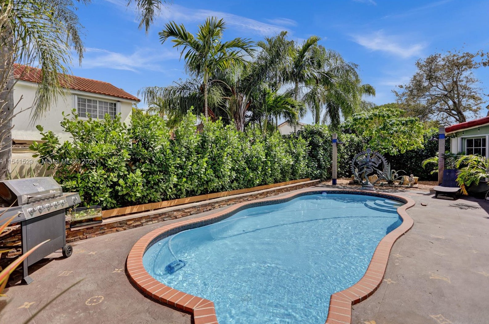 11011 161 Pl, Miami FL 33196-4272 exterior