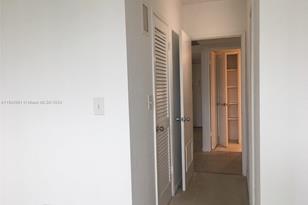 19380 Collins Ave, Sunny Isles Beach, FL 33160 - Photo 26