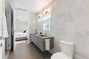401 E Rivo Alto Dr, Miami Beach, FL 33139 - Photo 28