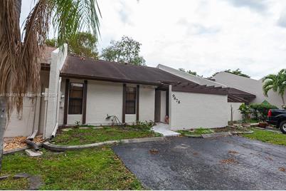 9678 NW 16th Ct - Photo 1