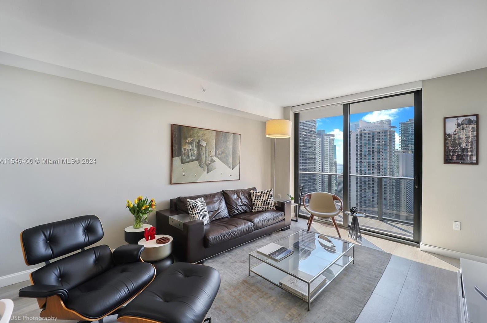 55 Sw 9th St #3004, Miami, FL 33130