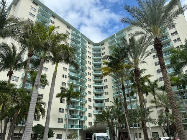 3901 S Ocean Dr #15m, Hollywood, FL 33019