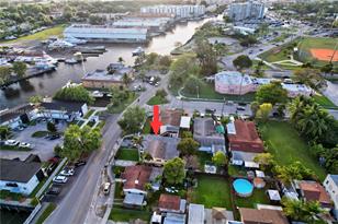 2255 NW N River Dr - Photo 8