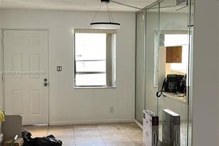 1880 N Congress Ave - Photo 8