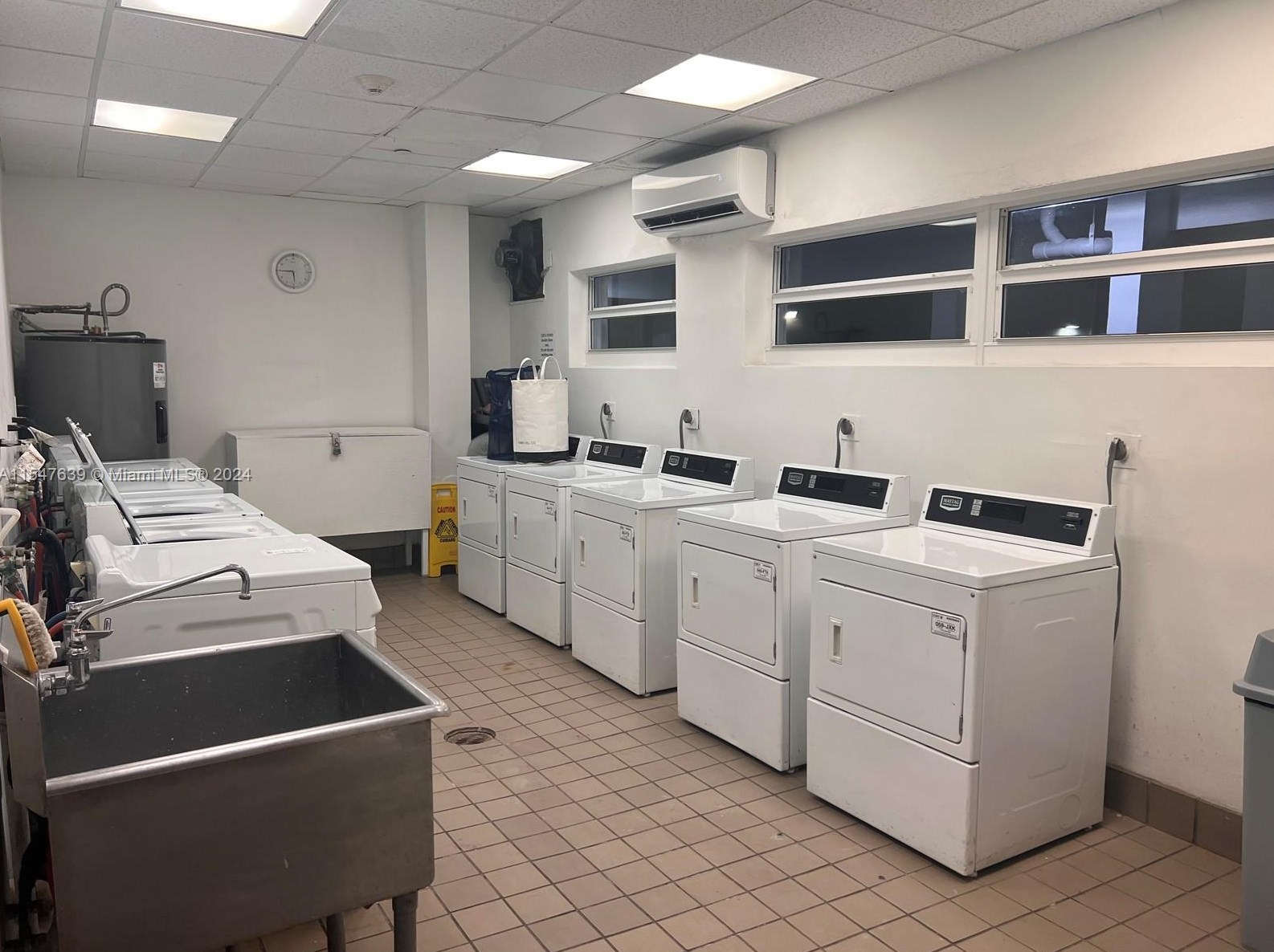 1035 West Ave, Miami Beach FL  33139-4740 exterior