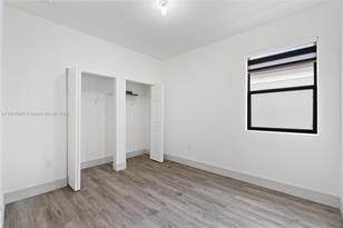 3411 W 110th St - Photo 32