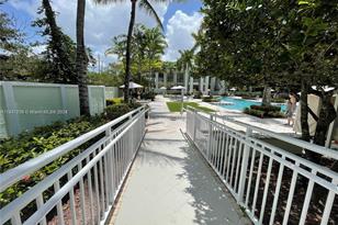 5300 NW 87th Ave - Photo 4