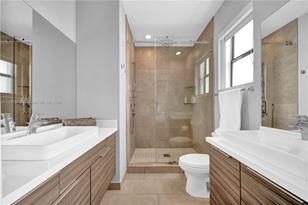15785 NW 91st Ct - Photo 22