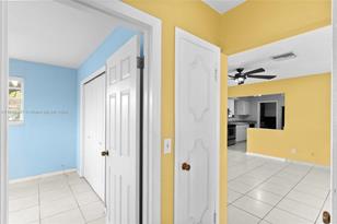 2560 NE 207th Terrace - Photo 30