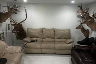 630 W 50th Pl - Photo 8