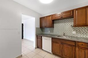 9000 SW 137th St - Photo 4
