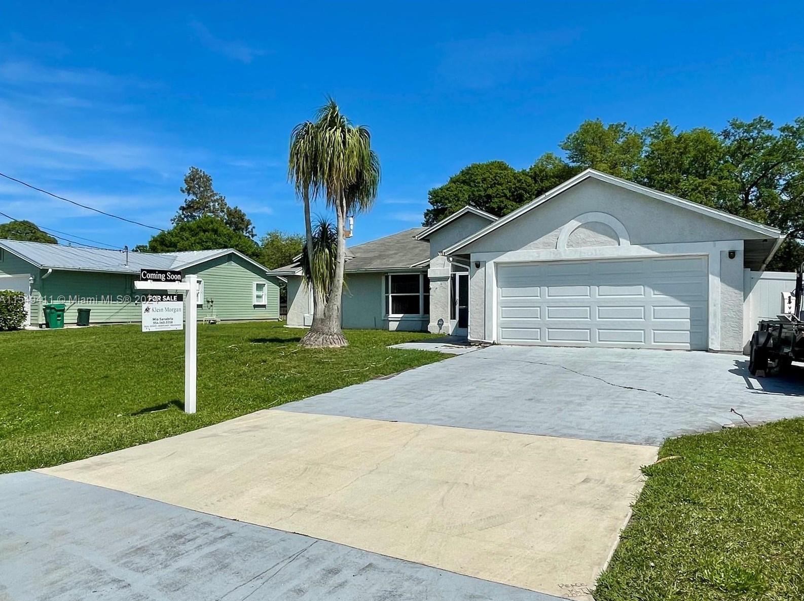 5512 Hickory Dr, Fort Pierce, FL 34982-3839