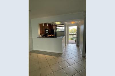 110 Lake Emerald Dr #203, Oakland Park, FL 33309 - Photo 14