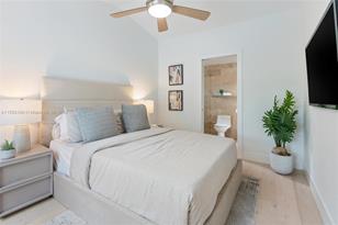 5 NW 107th St - Photo 14