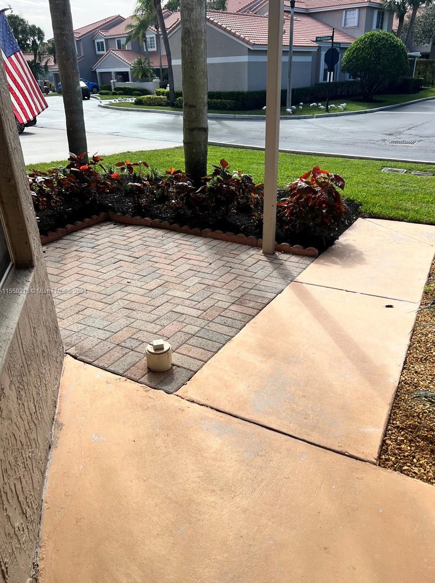 20910 Via Oleander, Boca Raton FL  33428-1321 exterior