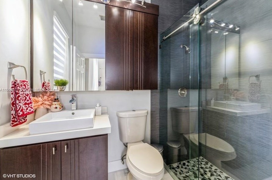 18611 41 St, Hollywood FL 33029-2769 exterior