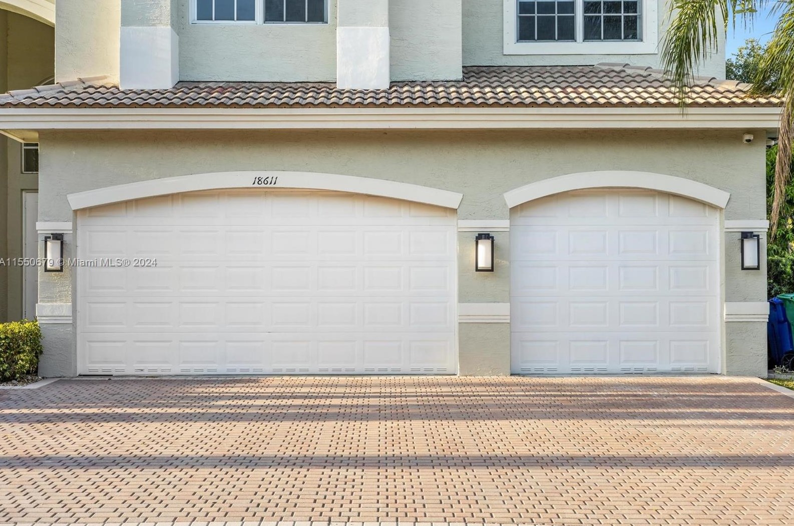 18611 41 St, Hollywood FL 33029-2769 exterior