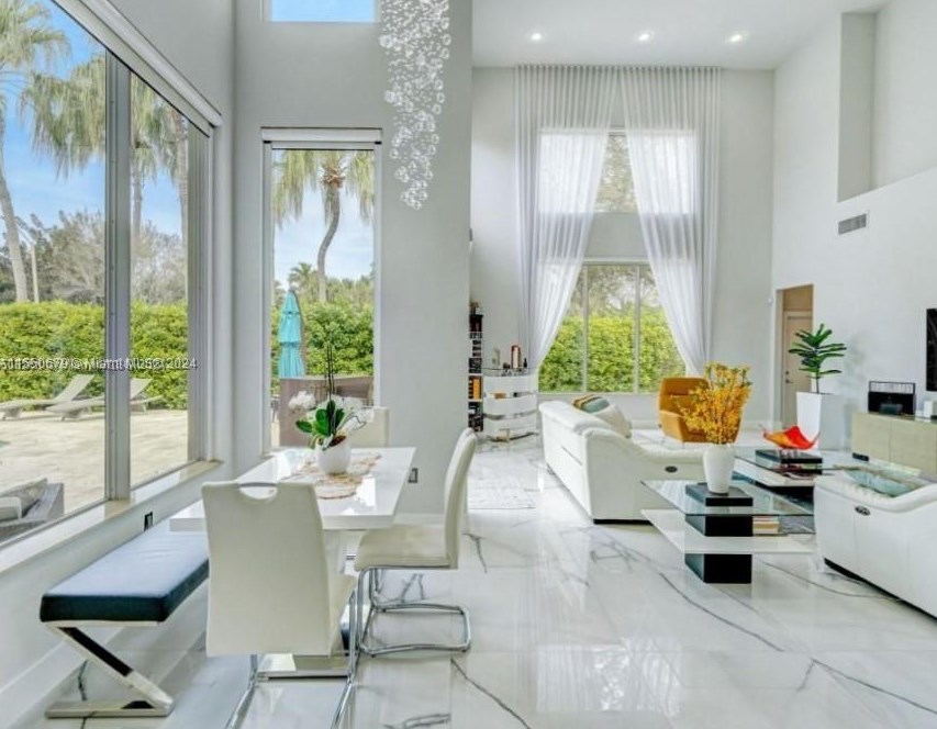 18611 41 St, Hollywood FL 33029-2769 exterior