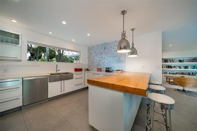 861 Harbor Dr, Key Biscayne, FL 33149 - Photo 10