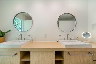 861 Harbor Dr, Key Biscayne, FL 33149 - Photo 28