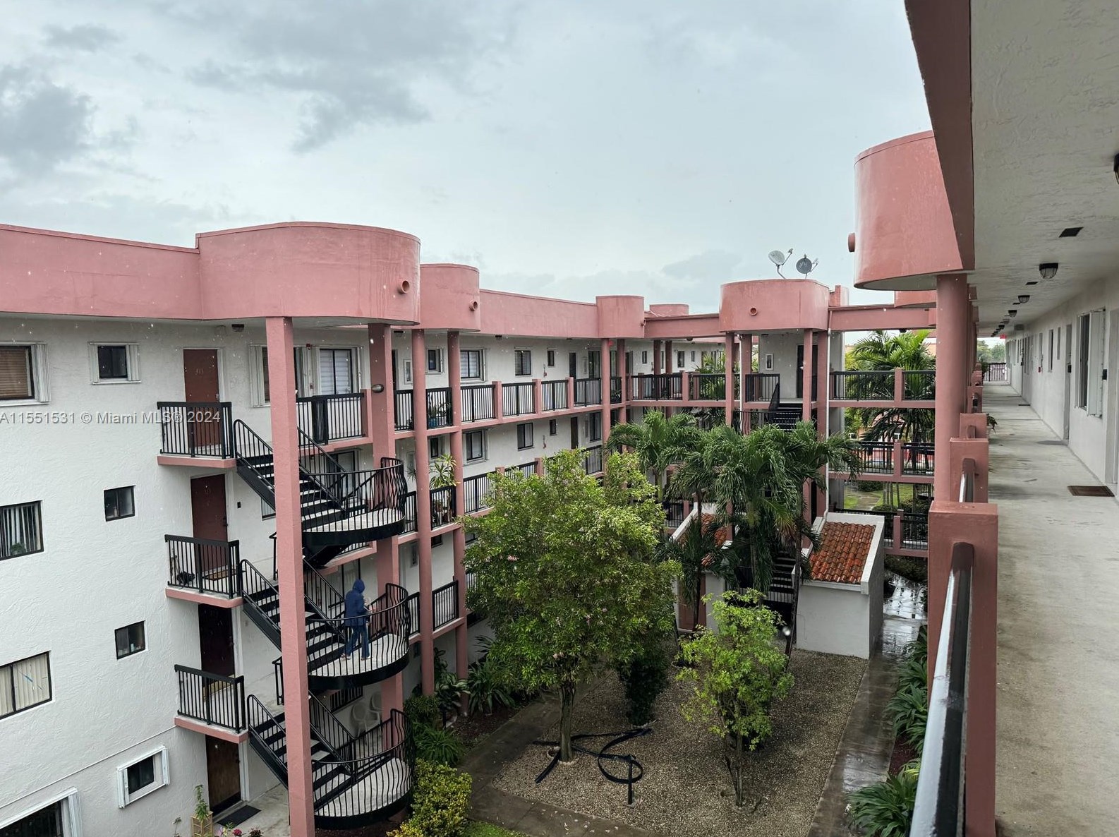 5440 W 21st Ct #407, Hialeah, FL 33016