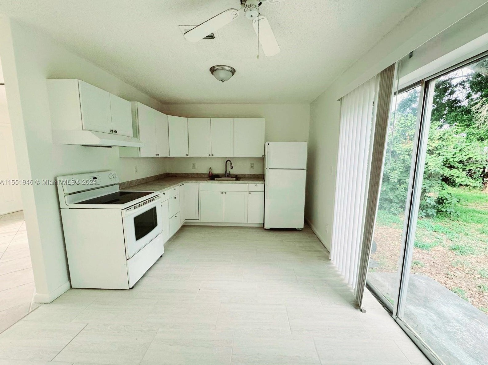 2608 W 28th St, West Palm Beach, FL 33404