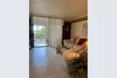 2871 Somerset Dr #218, Lauderdale Lakes, FL 33311 - Photo 6