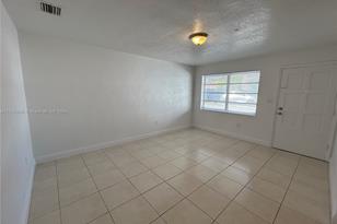 2070 NE 162nd St - Photo 6